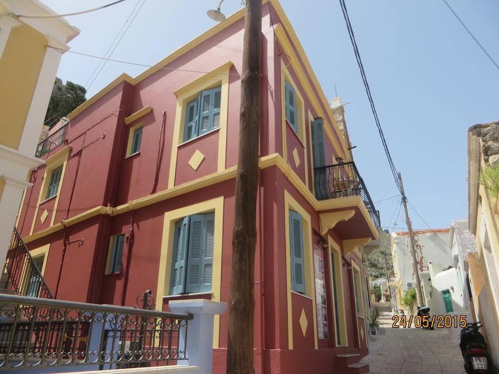 Maravelia'S Rooms Symi Extérieur photo